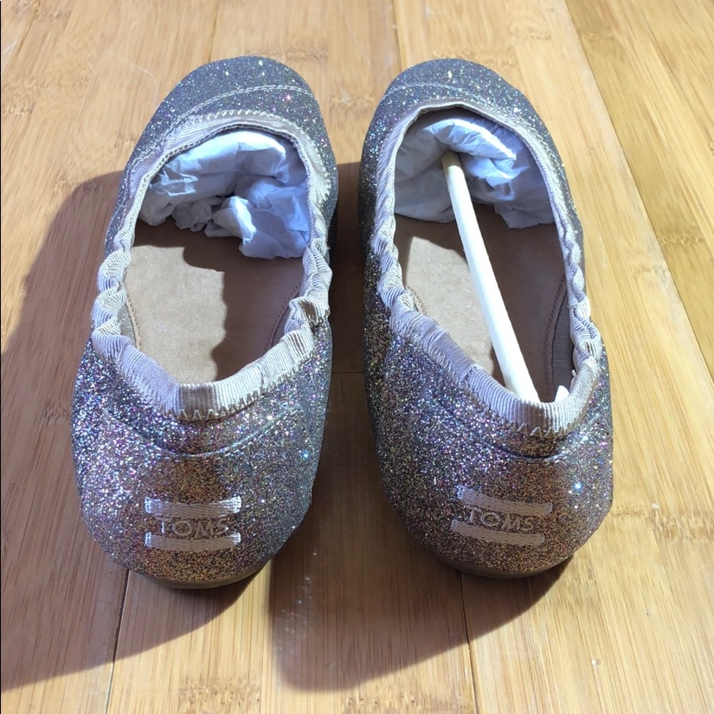 NWT TOMS Ballet Flat Gold Iridescent Glimmer 5.5 - Picture 3 of 5